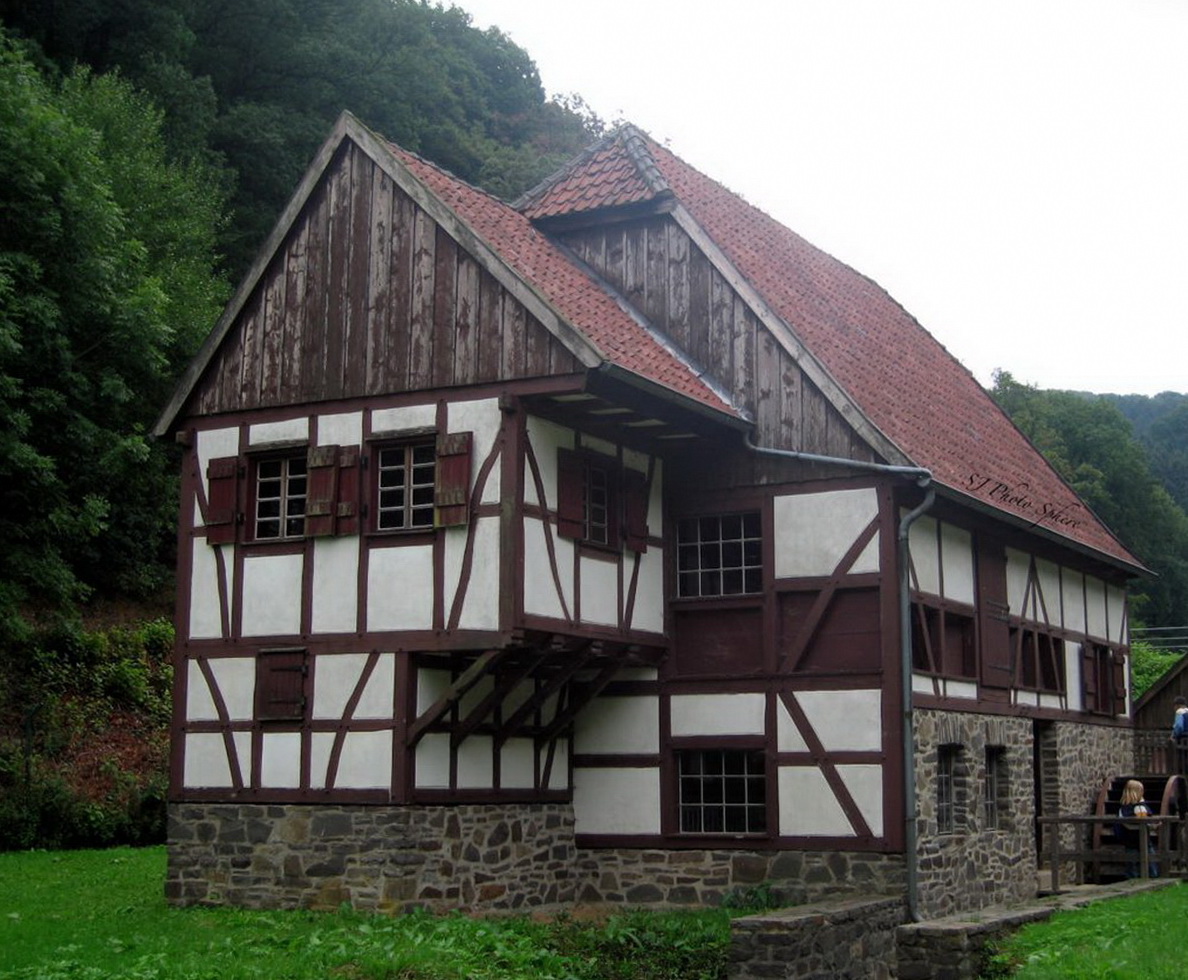 Фасад дома в немецком стиле (59 фото)