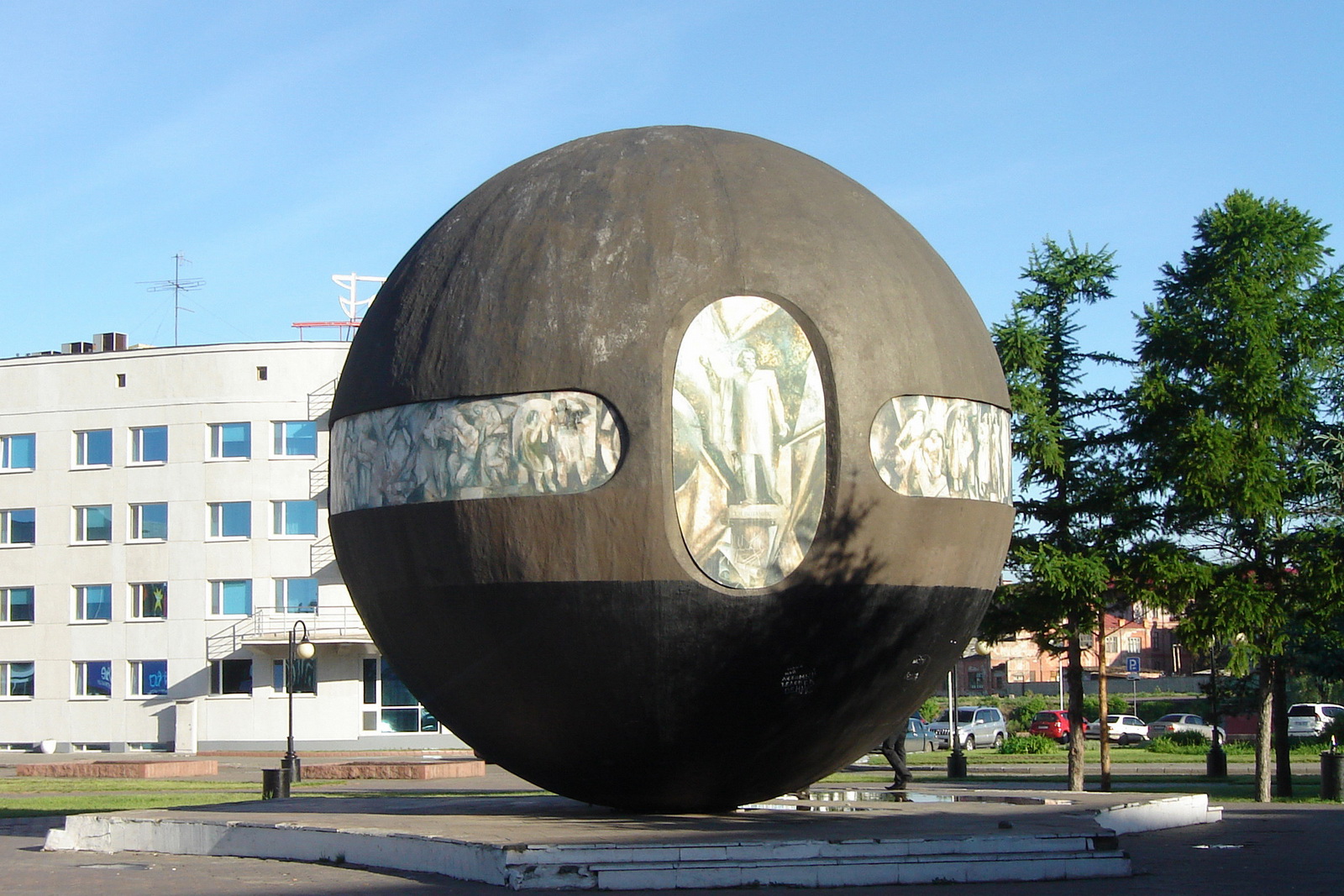 Памятник «Держава»